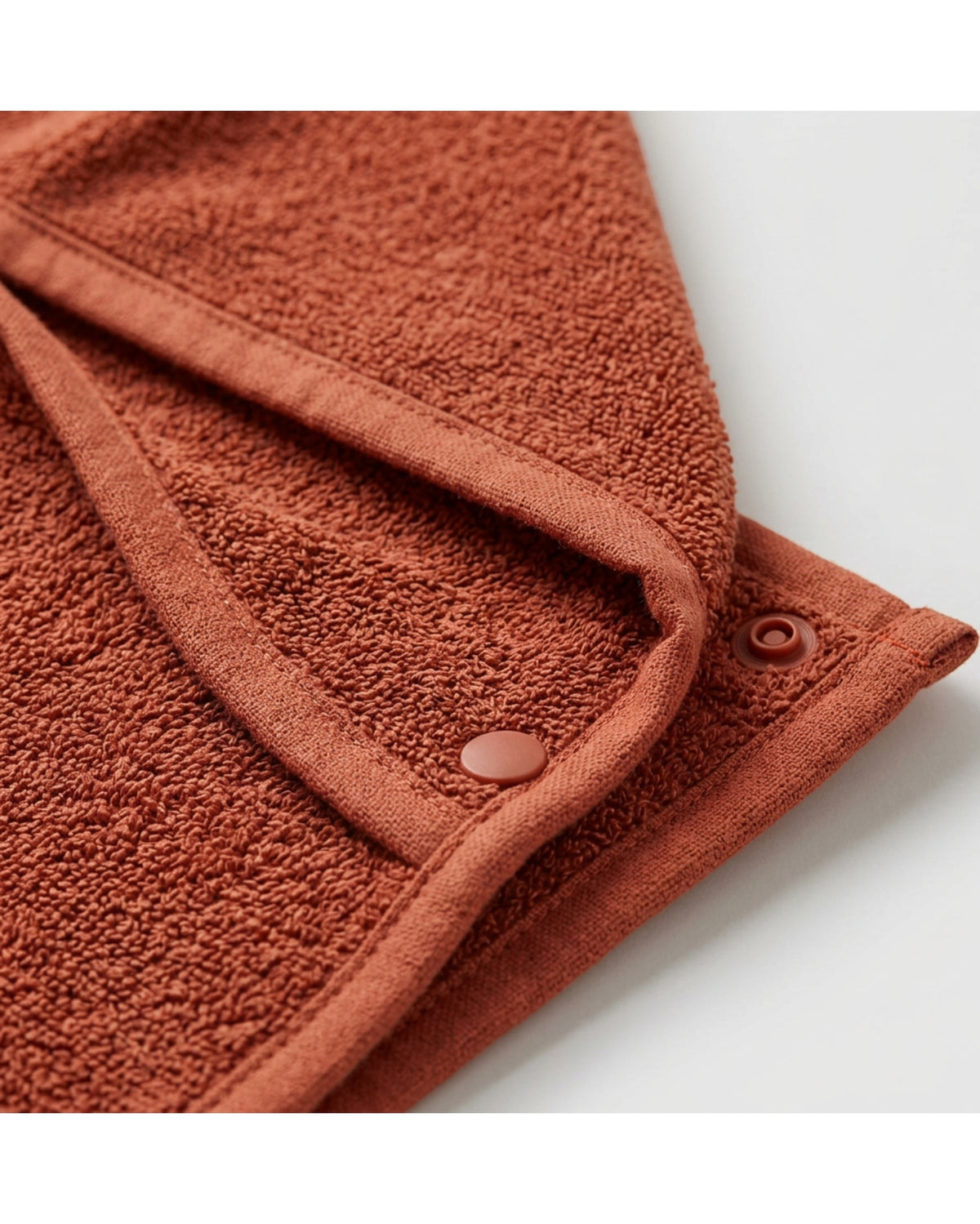 Coue Snap-Hood Sports Towel 100 x 50 cm Terracotta - Detail view