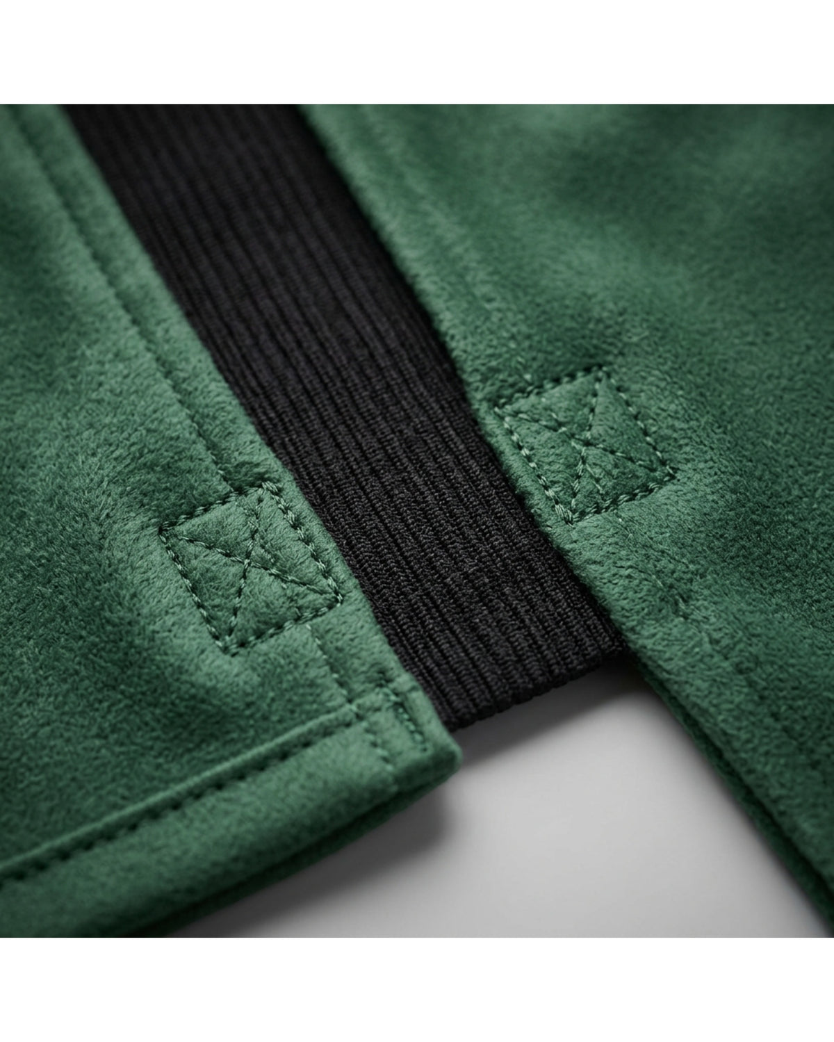 Coue Elastic-Center Neck Sports Towel 92 x 18 cm Forest Green - Detail view